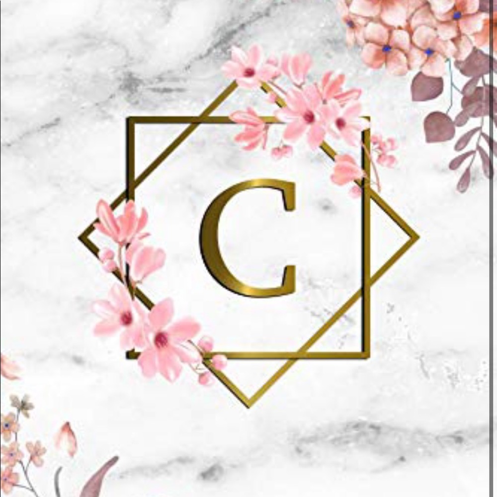 Meet your Posher, Carrie